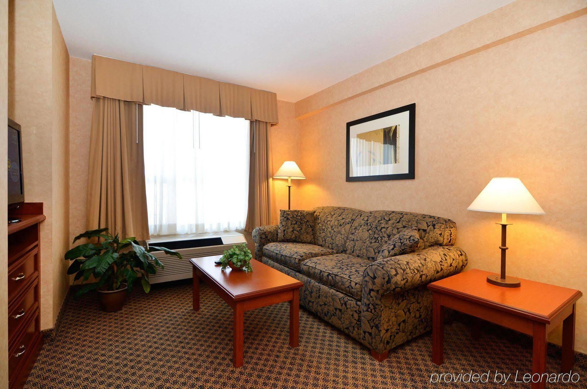 Hampton Inn & Suites By Hilton Langley-Surrey Quarto foto